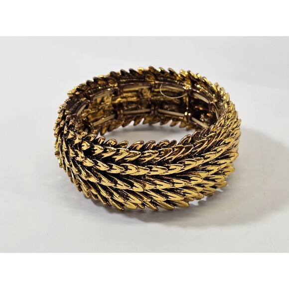 LOCAL ARTISAN MADE Jewelry Set Stretch Bracelets & Necklace Statement Pieces - Picture 7 of 8